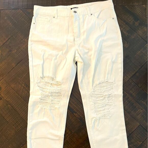 Revolve AFRM White Distressed High Rise Jeans Size 29 NWT - Picture 3 of 6